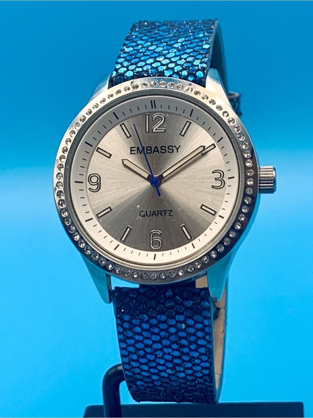 EMBASSY By GRUEN Women’s Fashion Quartz Wristwatch Crystal Bezel Works New Batt